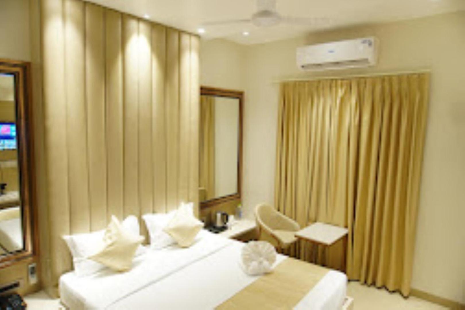 Red Orchid Hotel Kanpur Eksteriør billede